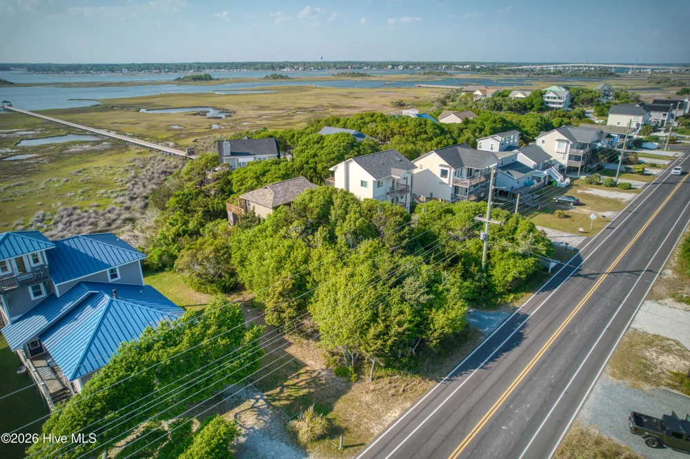 1131 S Topsail Drive Surf City, NC 28445
