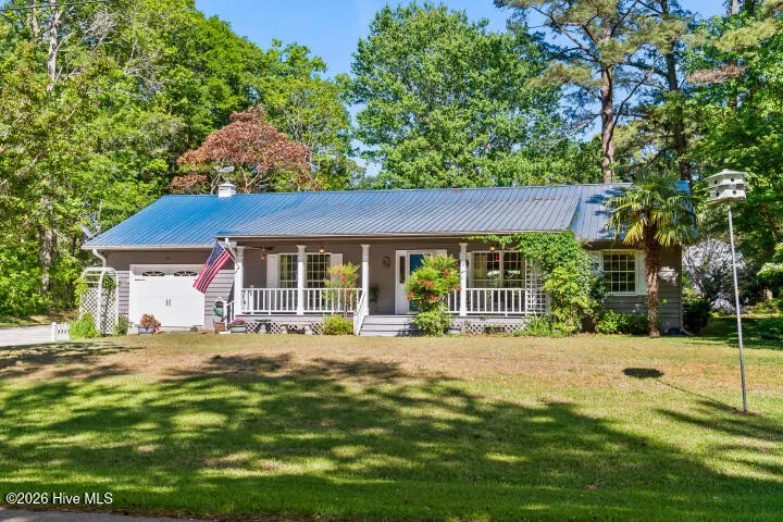 519 Country Club Drive W Arapahoe, NC 28510