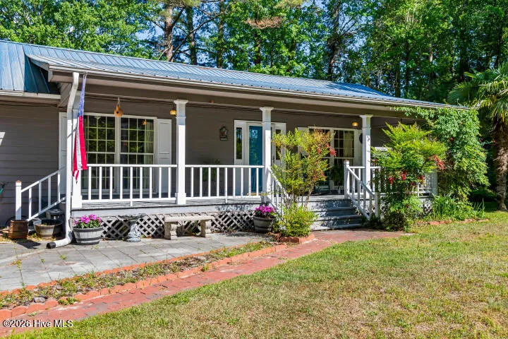 519 Country Club Drive W Arapahoe, NC 28510