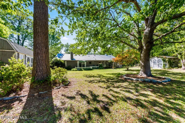 519 Country Club Drive W Arapahoe, NC 28510