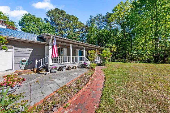 519 Country Club Drive W Arapahoe, NC 28510