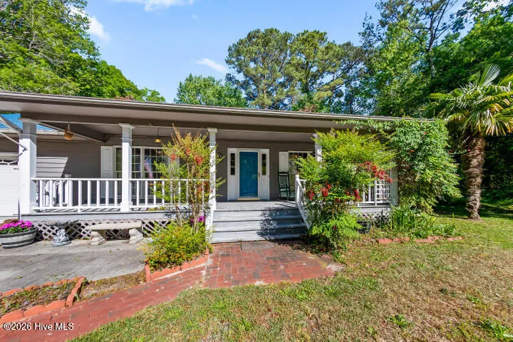 519 Country Club Drive W Arapahoe, NC 28510