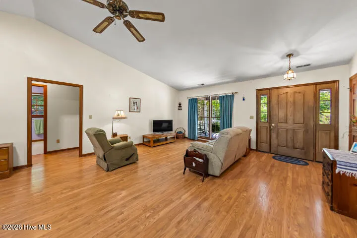 519 Country Club Drive W Arapahoe, NC 28510