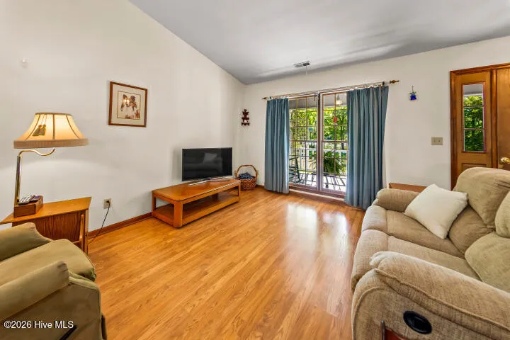 519 Country Club Drive W Arapahoe, NC 28510