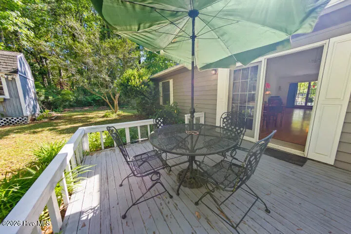 519 Country Club Drive W Arapahoe, NC 28510
