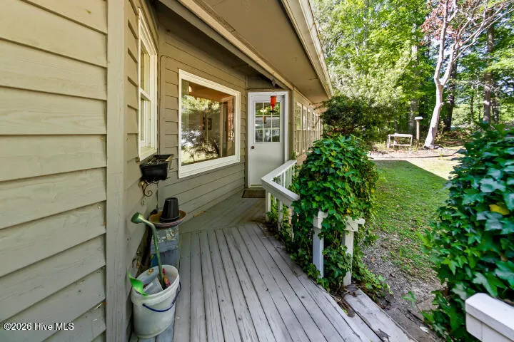 519 Country Club Drive W Arapahoe, NC 28510