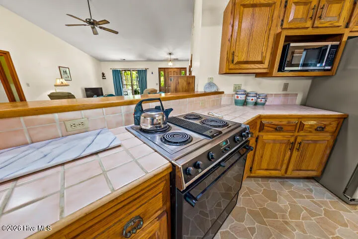 519 Country Club Drive W Arapahoe, NC 28510