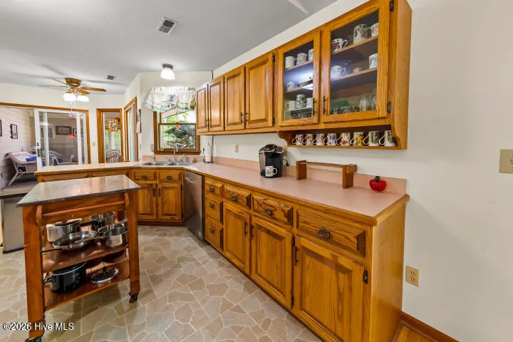 519 Country Club Drive W Arapahoe, NC 28510