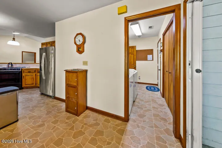 519 Country Club Drive W Arapahoe, NC 28510
