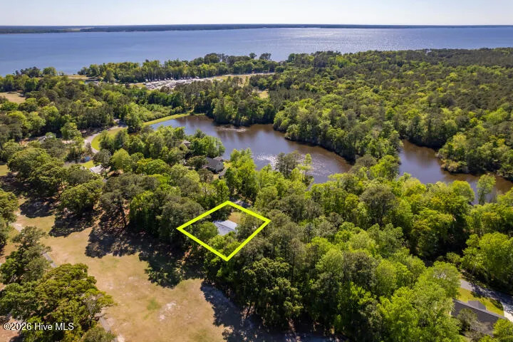 519 Country Club Drive W Arapahoe, NC 28510