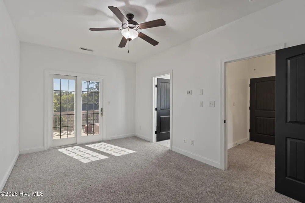 400 Garland Shores Drive Hubert, NC 28539
