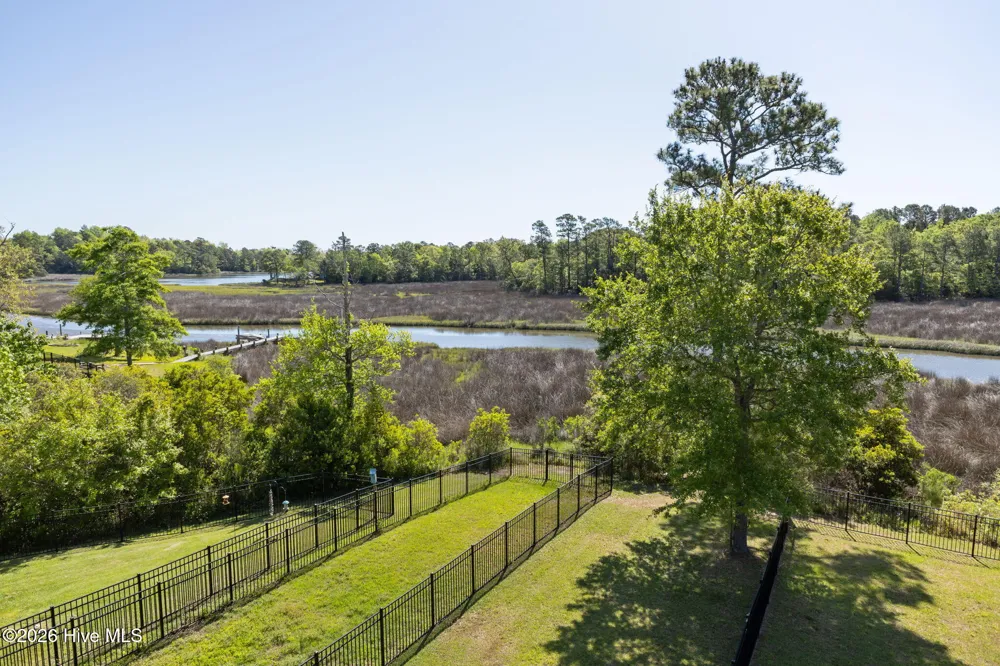 400 Garland Shores Drive Hubert, NC 28539