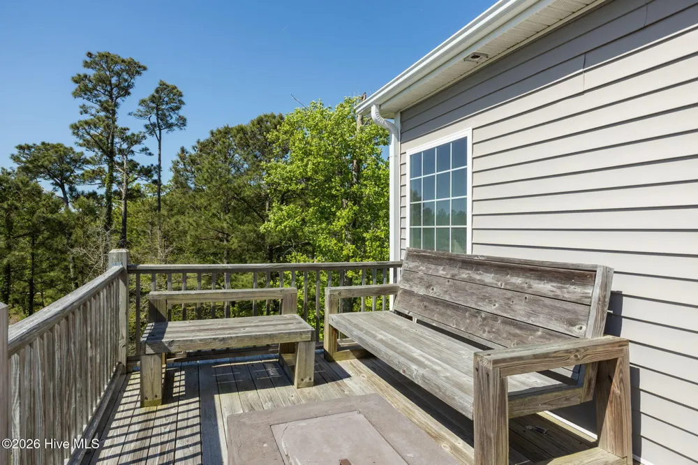 400 Garland Shores Drive Hubert, NC 28539