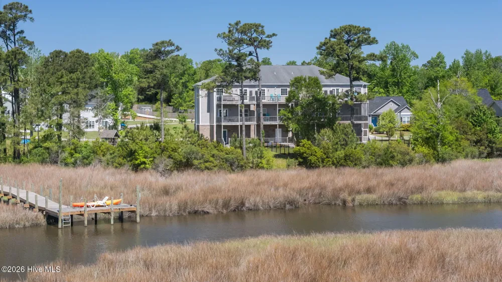 400 Garland Shores Drive Hubert, NC 28539