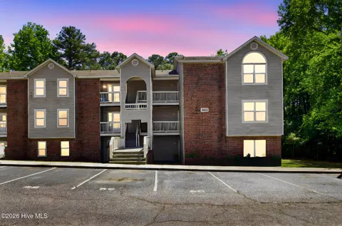 663 Bartons Landing Place #14