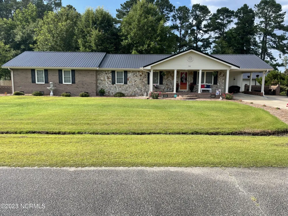 166 Pine Tree Lane Chadbourn, NC 28431
