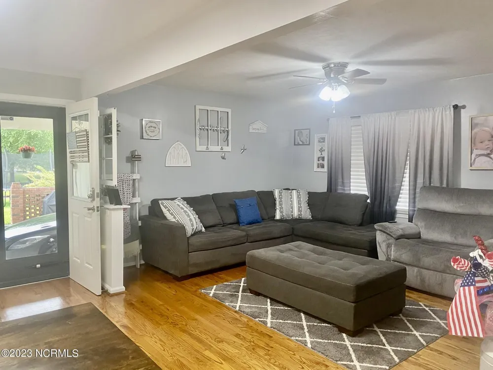 166 Pine Tree Lane Chadbourn, NC 28431
