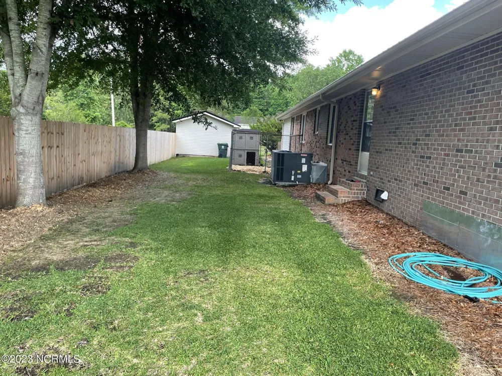 166 Pine Tree Lane Chadbourn, NC 28431