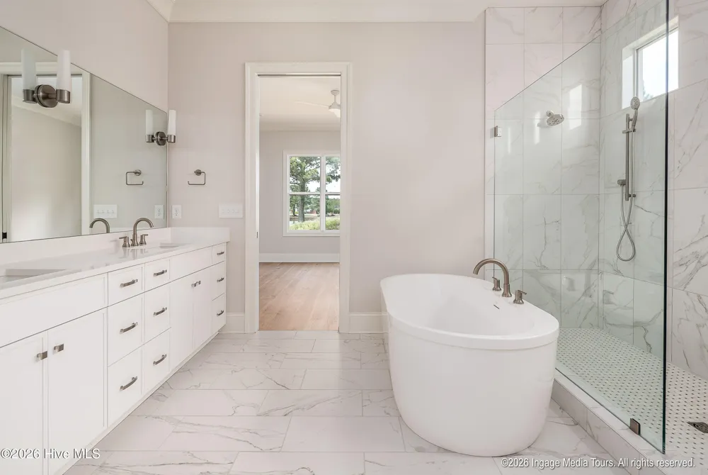 200 Pine Tree Point Snow Hill, NC 28580