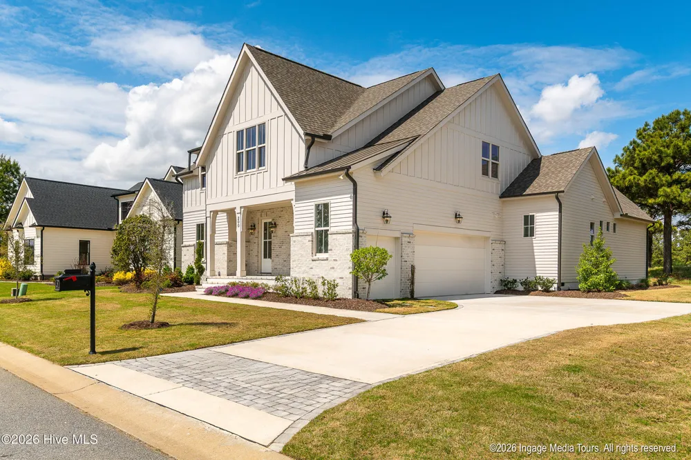 200 Pine Tree Point Snow Hill, NC 28580