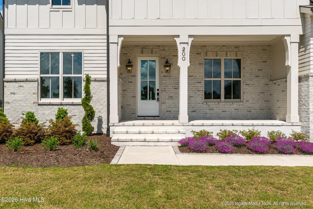 200 Pine Tree Point Snow Hill, NC 28580