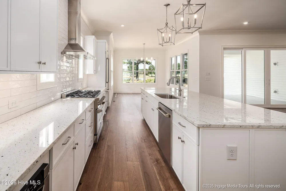 200 Pine Tree Point Snow Hill, NC 28580