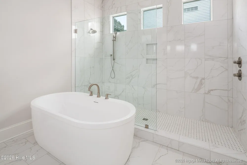 200 Pine Tree Point Snow Hill, NC 28580