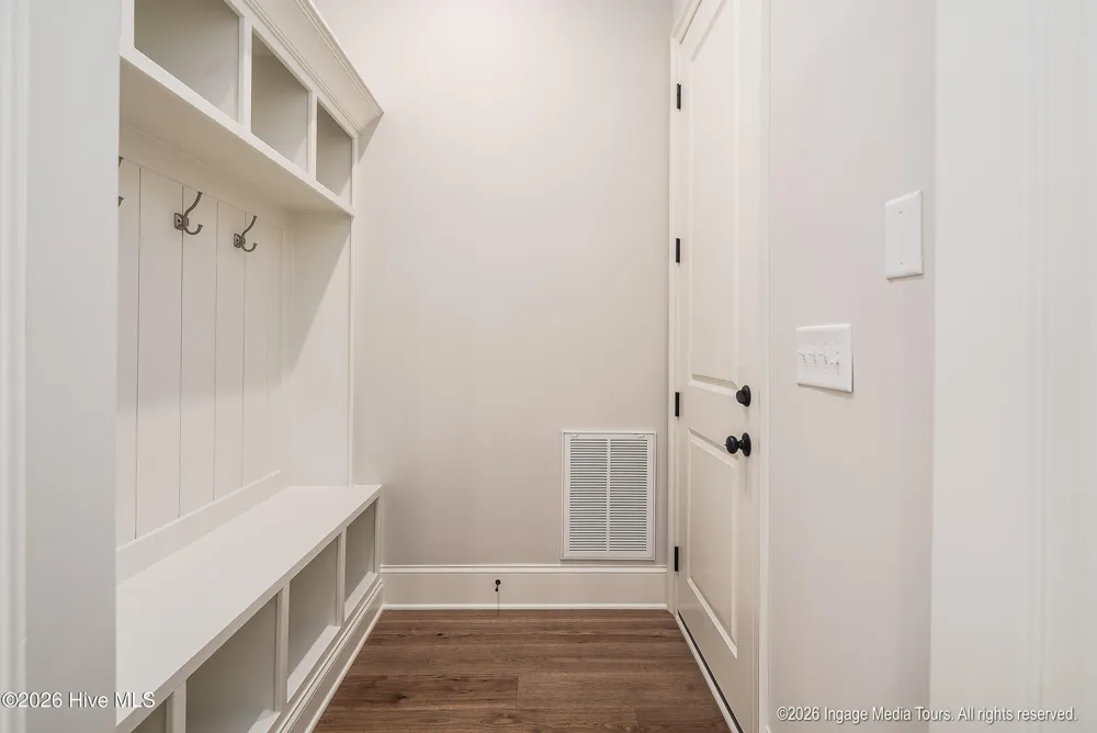 200 Pine Tree Point Snow Hill, NC 28580