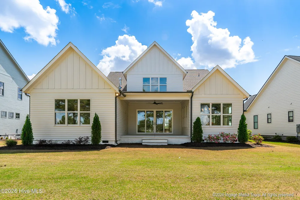 200 Pine Tree Point Snow Hill, NC 28580