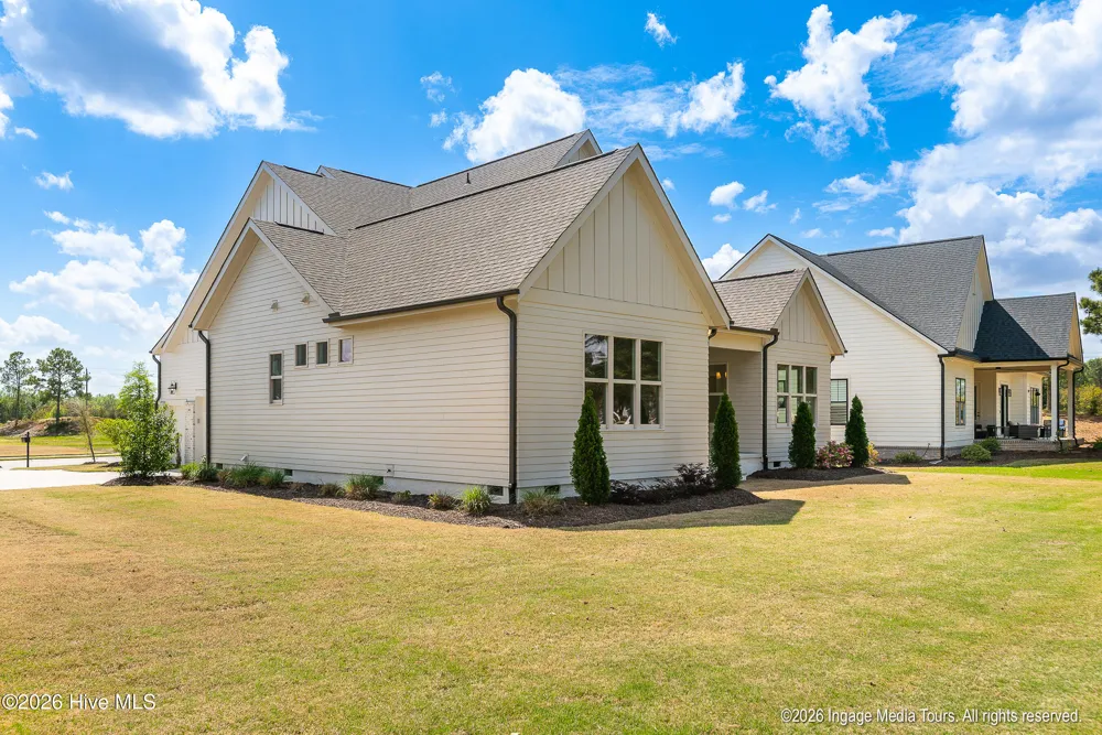200 Pine Tree Point Snow Hill, NC 28580
