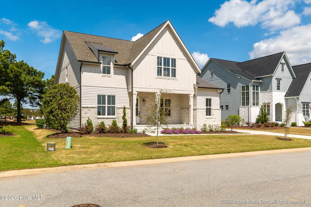 200 Pine Tree Point Snow Hill, NC 28580