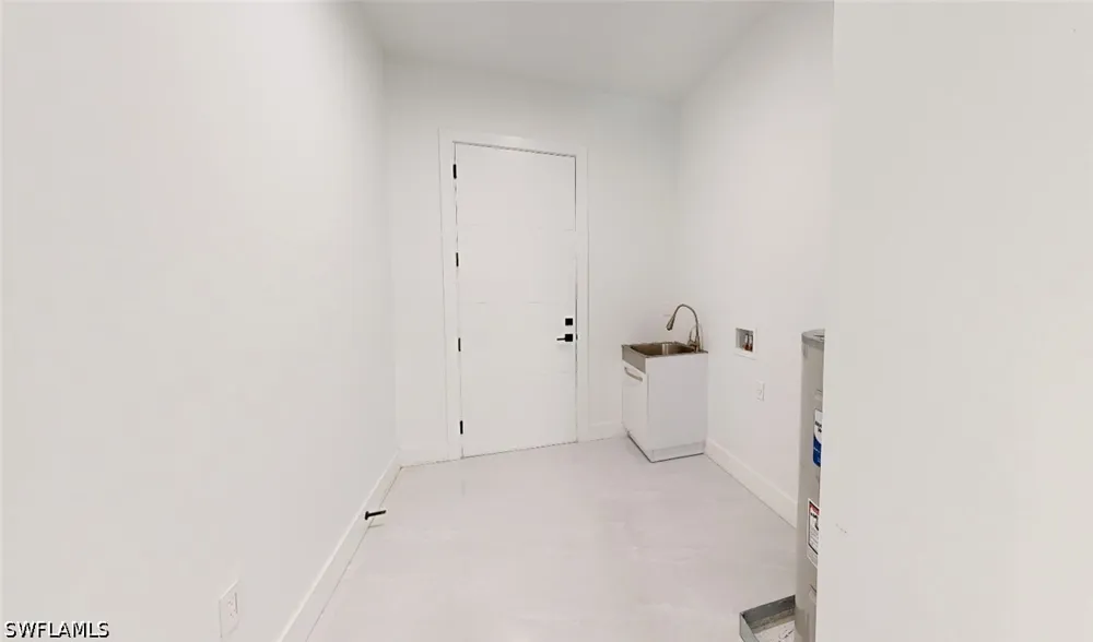 32nd AVE SE Naples, FL 34117