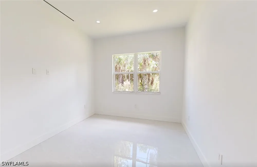 32nd AVE SE Naples, FL 34117