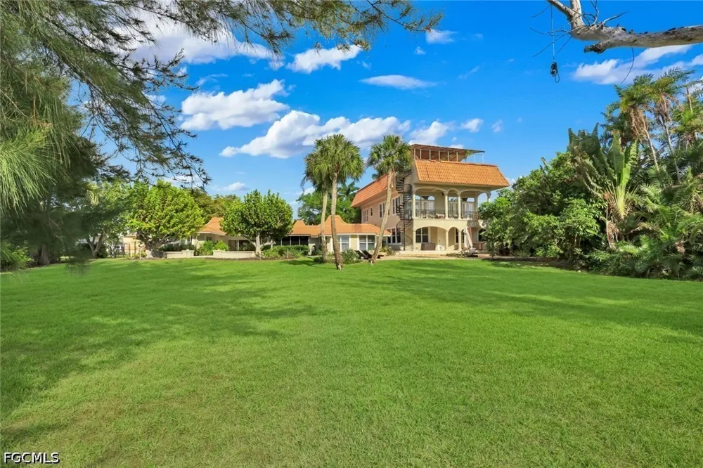 Harold Avenue Fort Myers, FL 33901