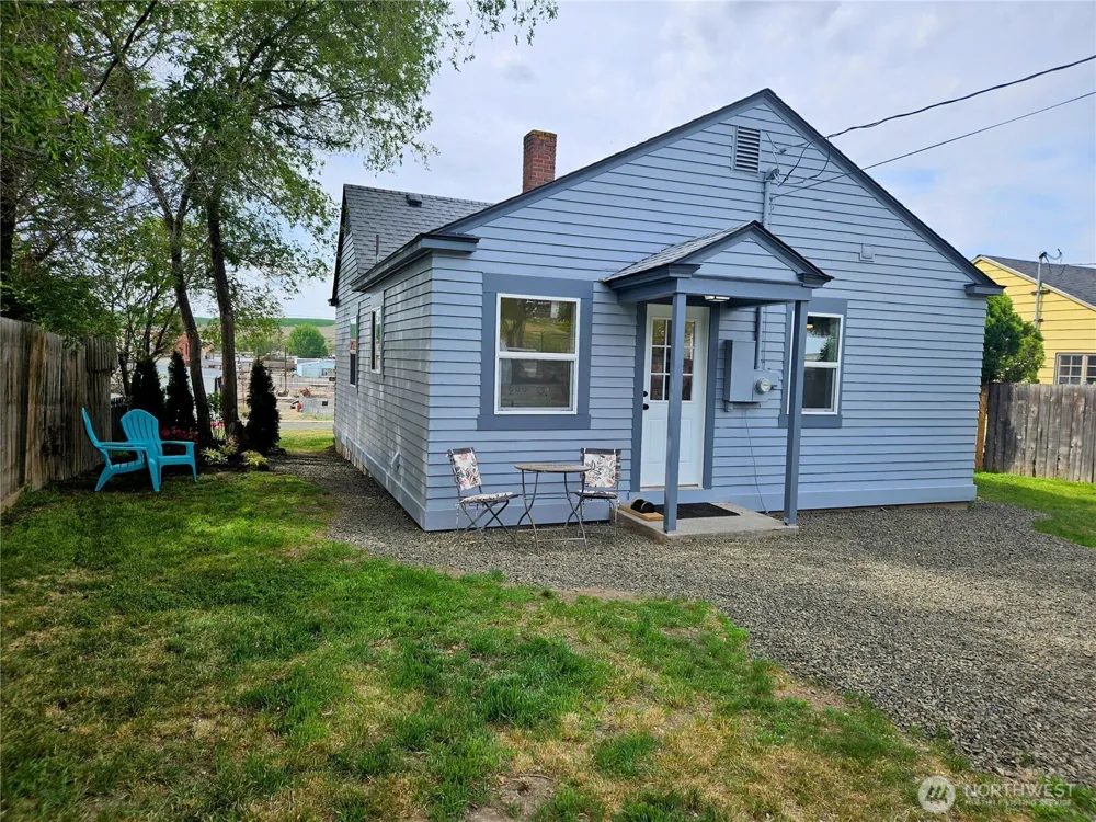 108 W 3rd Street Lind, WA 99341