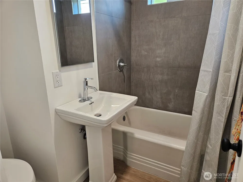 108 W 3rd Street Lind, WA 99341