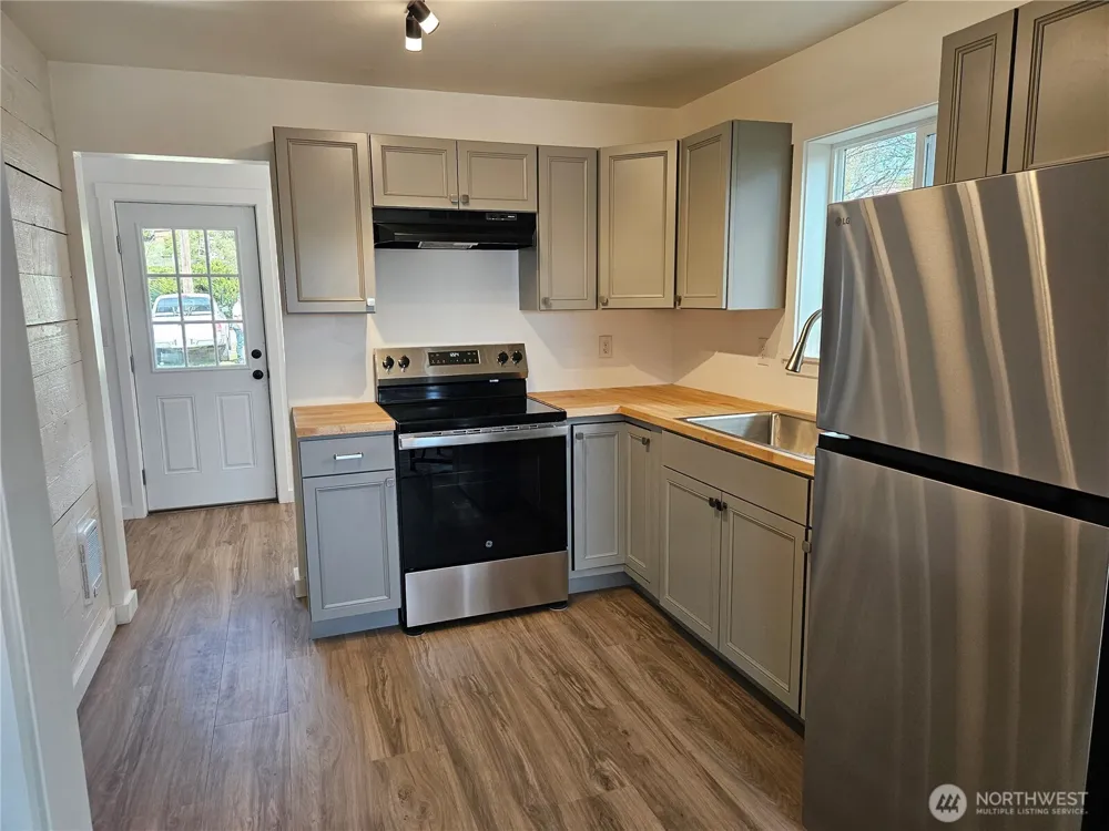 108 W 3rd Street Lind, WA 99341