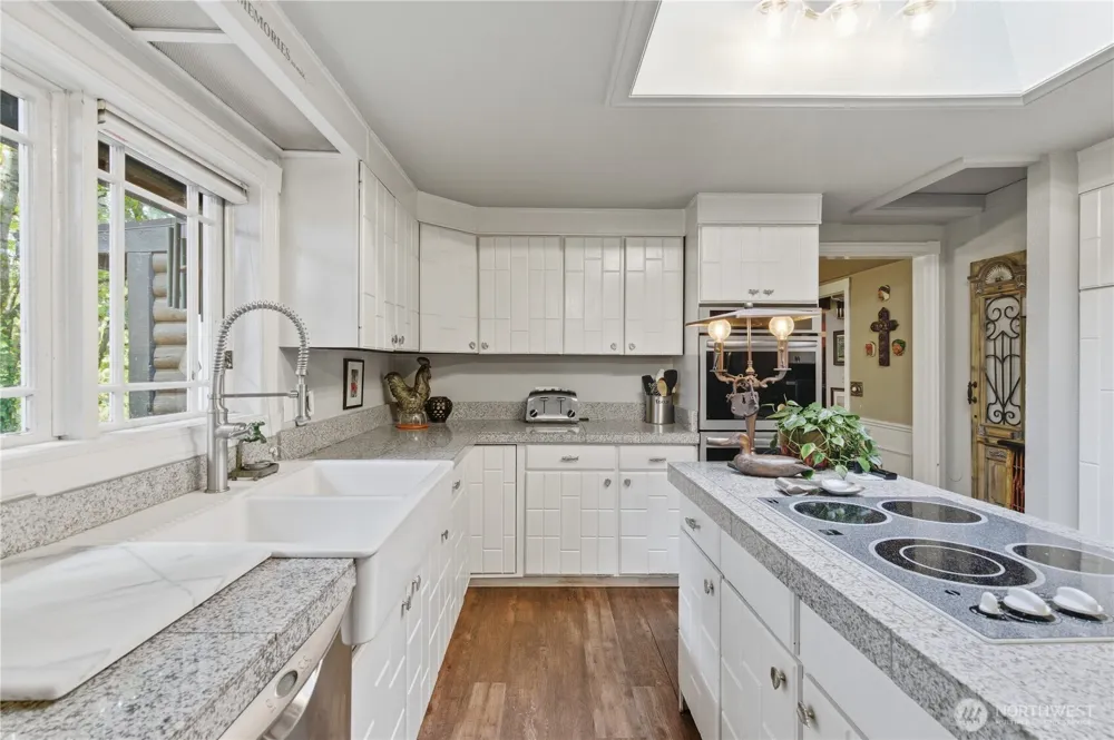 6017 64th Street W University Place, WA 98467
