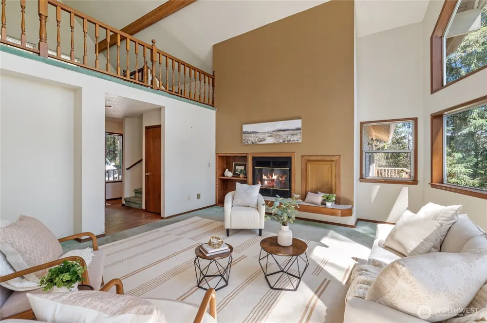 30 E Rainier Drive Allyn, WA 98524