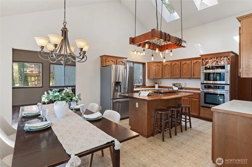 30 E Rainier Drive Allyn, WA 98524
