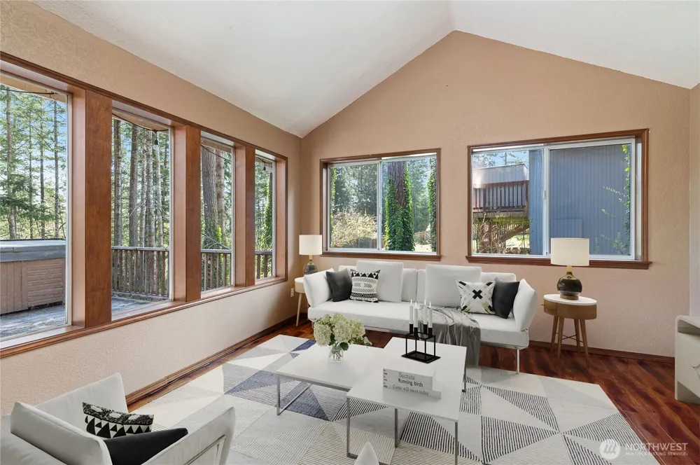 30 E Rainier Drive Allyn, WA 98524