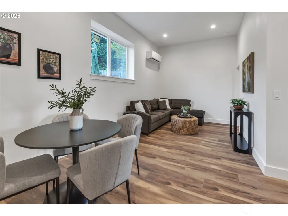 1402 NW 30th Avenue Camas, WA 98607