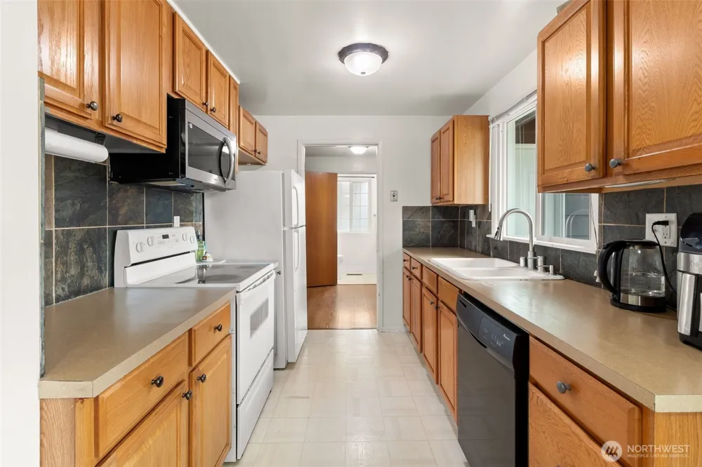 1001 19th Street SE Auburn, WA 98002