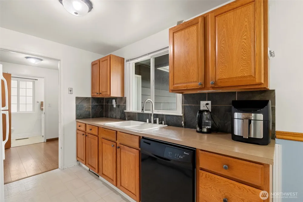 1001 19th Street SE Auburn, WA 98002