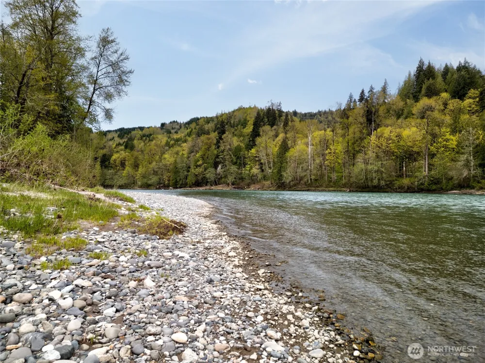 7337 Skagit View Drive Concrete, WA 98237
