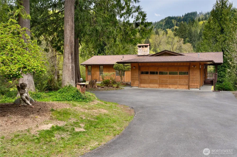 7337 Skagit View Drive Concrete, WA 98237