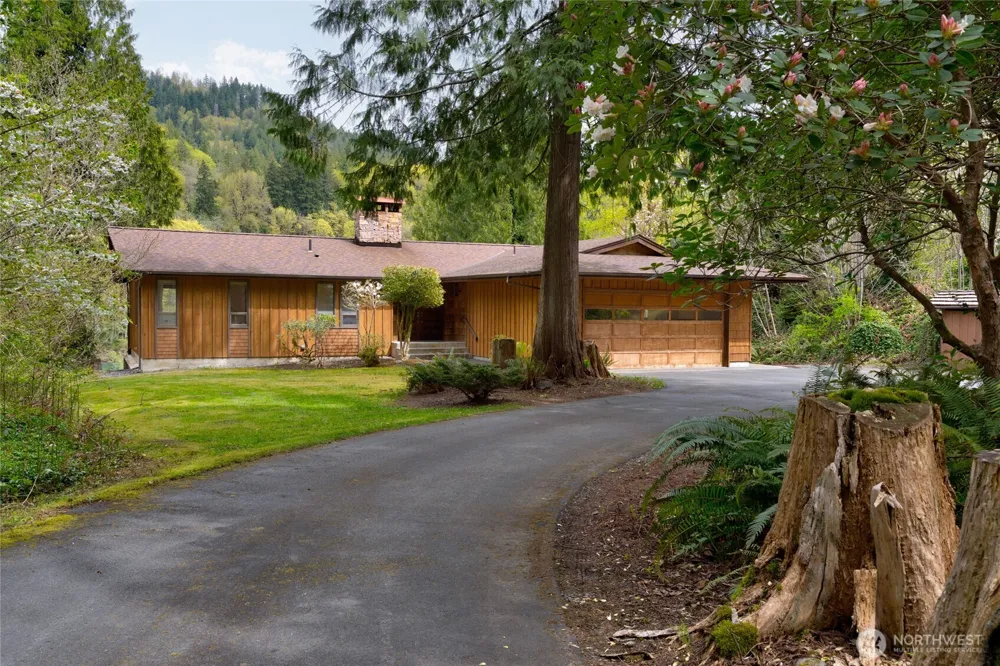 7337 Skagit View Drive Concrete, WA 98237