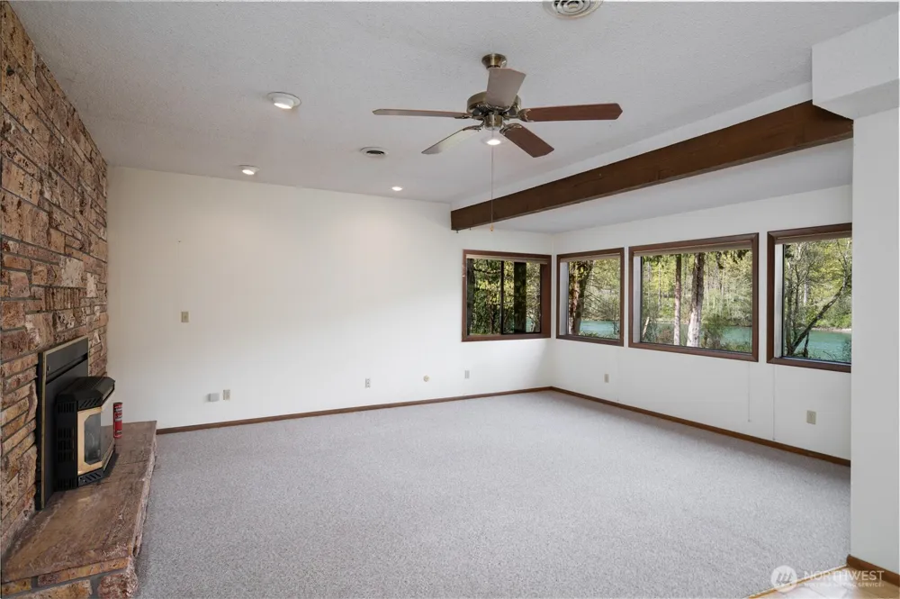 7337 Skagit View Drive Concrete, WA 98237