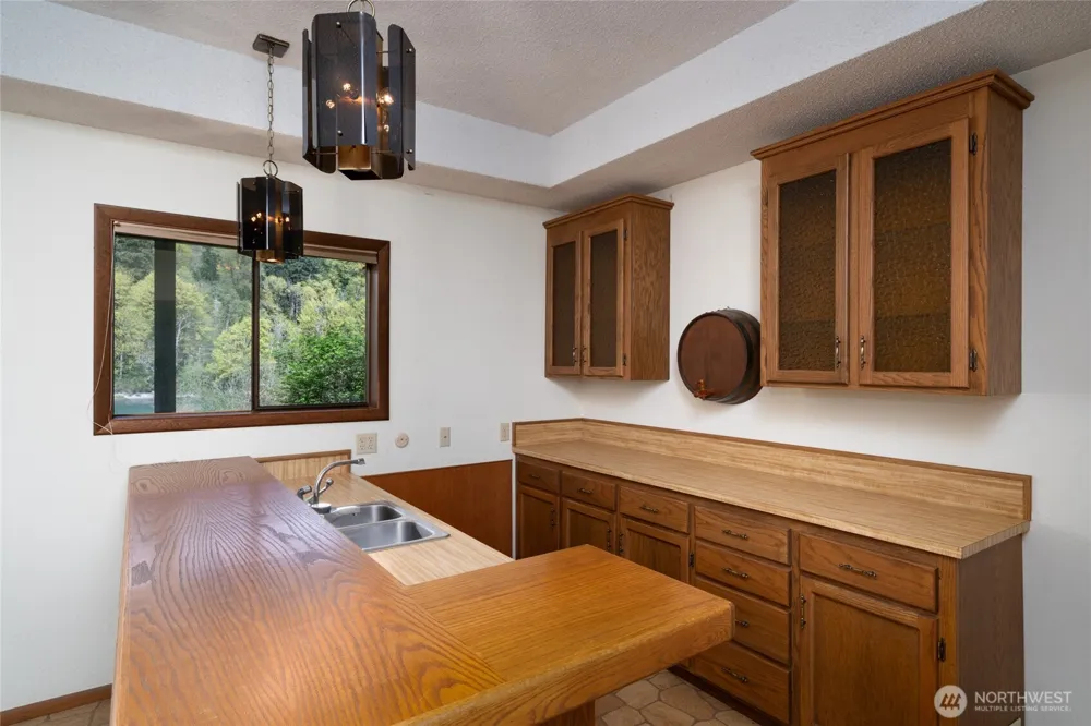 7337 Skagit View Drive Concrete, WA 98237