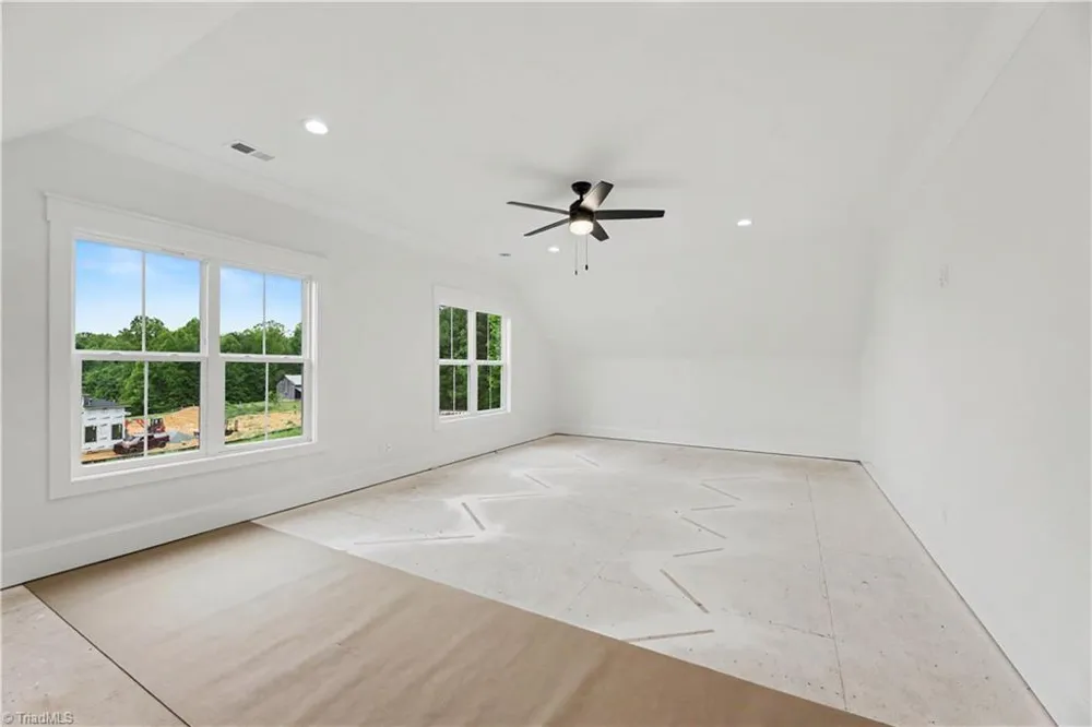 2831 Lockland Drive Oak Ridge, NC 27310